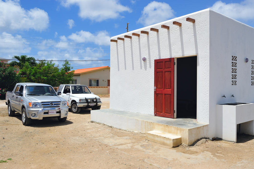 Bonaire Fun Apartments Dış mekan fotoğraf